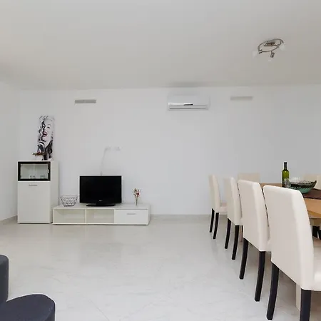 House Andrej Holiday home *